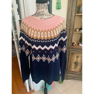Women’s Crown & Ivy Sweater NWT
